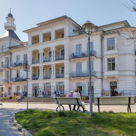 Villa Seeschloss 제바트헤링스도르프 외부 사진